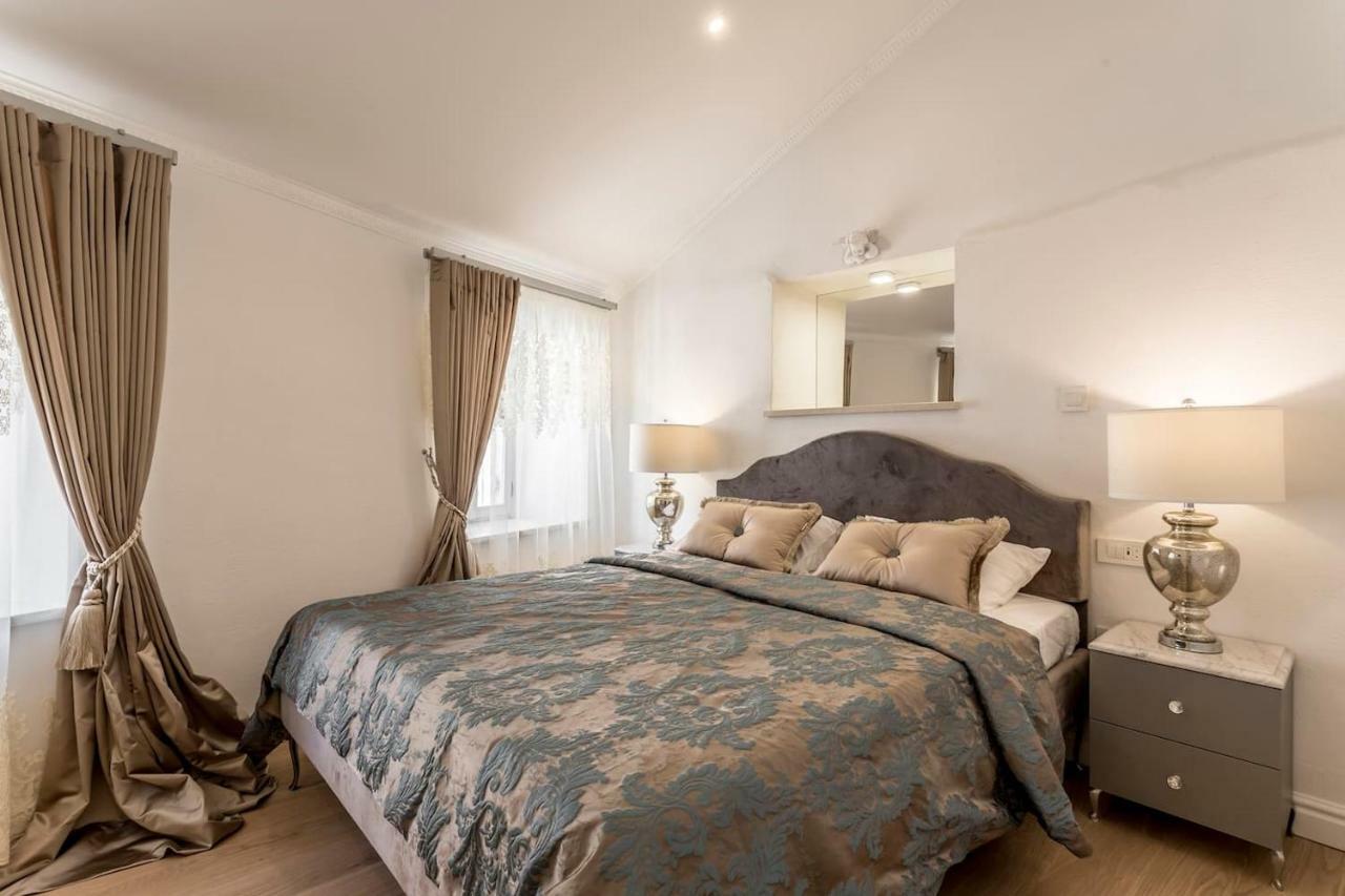 Berislavic Palace * Trogir