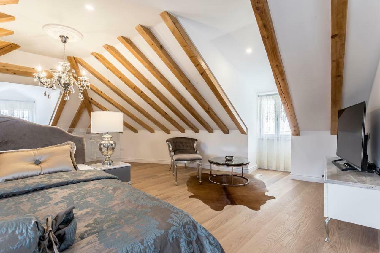 Berislavic Palace Apartamento *