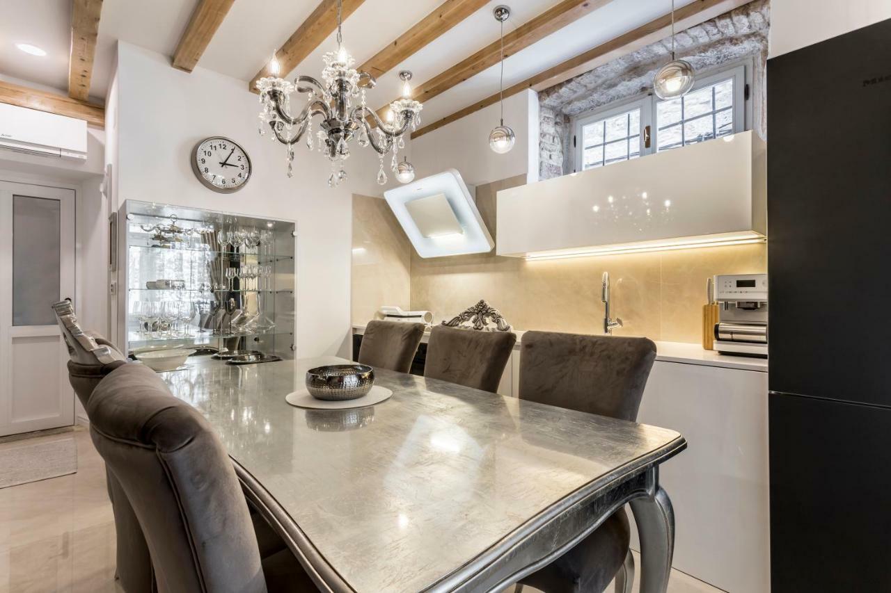 Berislavic Palace Apartamento